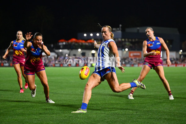 AFLW 2024 Grand Final - North Melbourne v Brisbane - A-56033322