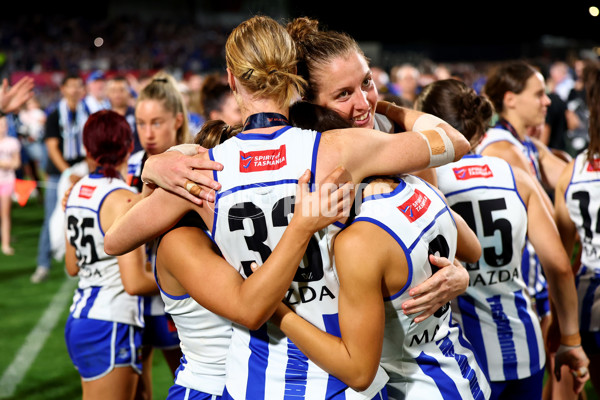 AFLW 2024 Grand Final - North Melbourne v Brisbane - A-56045161