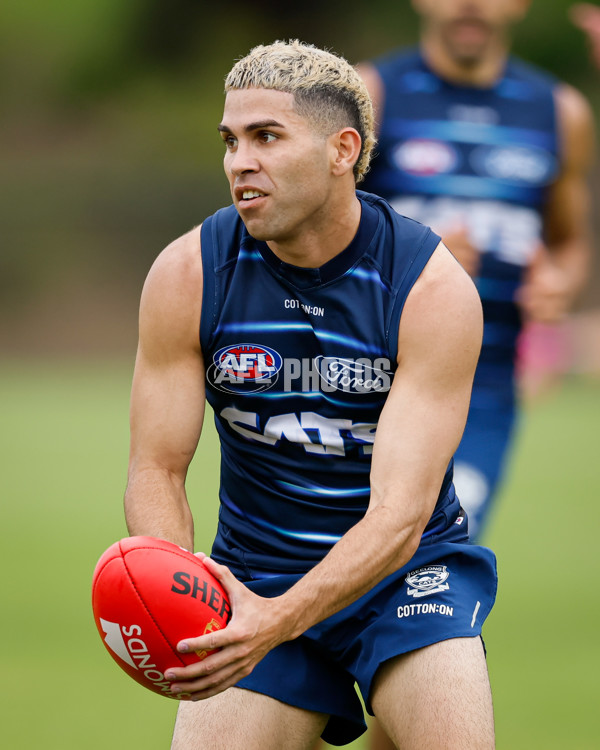 AFL 2024 Training - Geelong 061224 - A-56074812