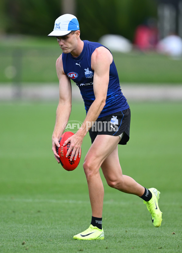 AFL 2024 Training - North Melbourne 091124 - A-56076198