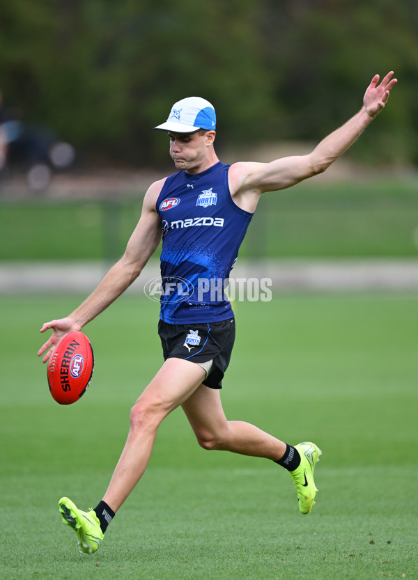 AFL 2024 Training - North Melbourne 091124 - A-56076199