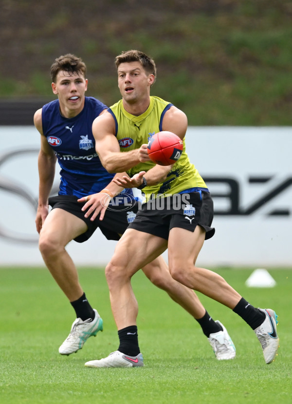 AFL 2024 Training - North Melbourne 091124 - A-56077392