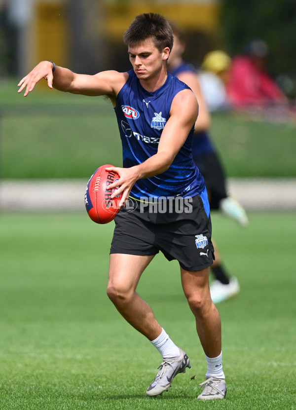 AFL 2024 Training - North Melbourne 091124 - A-56077398