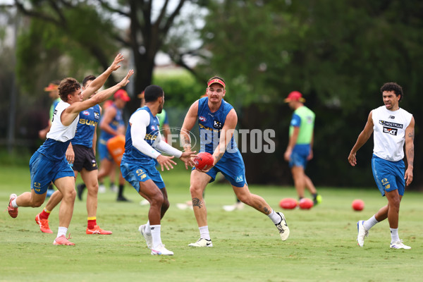 AFL 2024 Training - Gold Coast 111224 - A-56080738