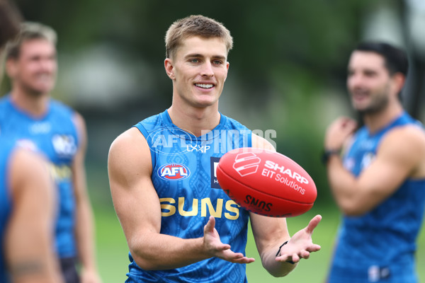 AFL 2024 Training - Gold Coast 111224 - A-56080739