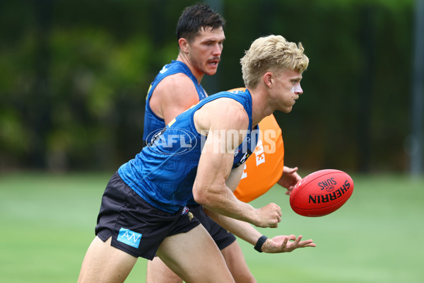 AFL 2024 Training - Gold Coast 111224 - A-56084193