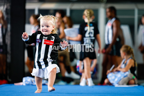 AFL 2025 Media - Collingwood Team Photo Day - A-56858810