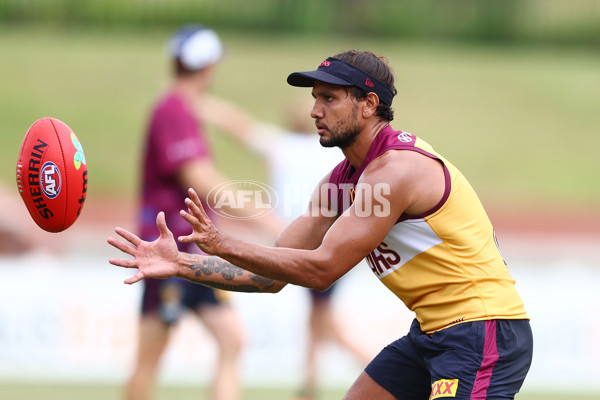 AFL 2025 Training - Brisbane 050225 - A-56942759