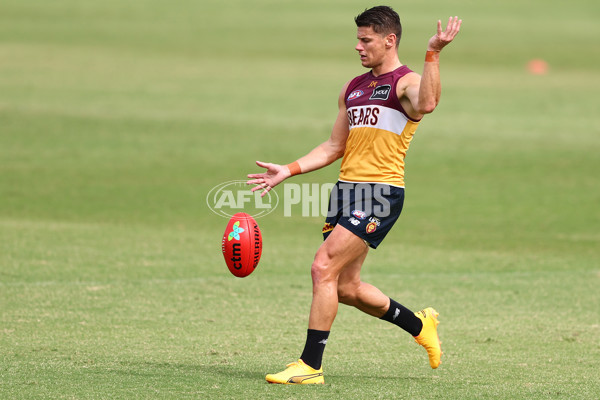 AFL 2025 Training - Brisbane 050225 - A-56942774