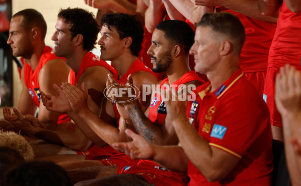 AFL 2025 Media - Gold Coast Team Photo Day - A-57508680