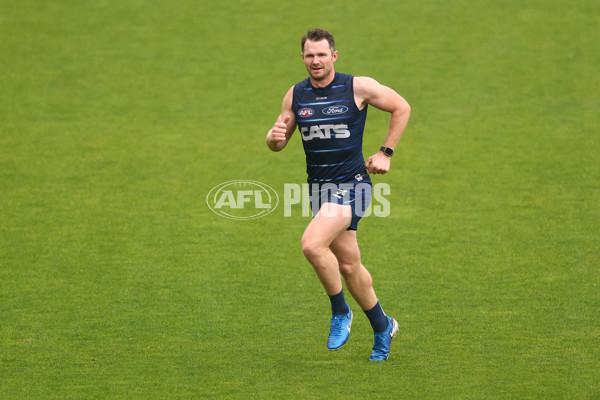 AFL 2025 Training - Geelong 190225 - A-57530839