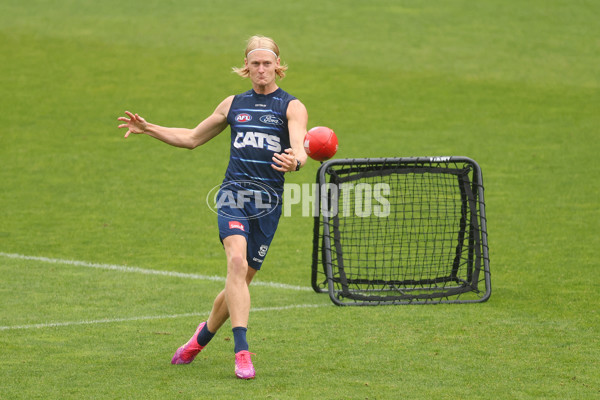 AFL 2025 Training - Geelong 190225 - A-57531341