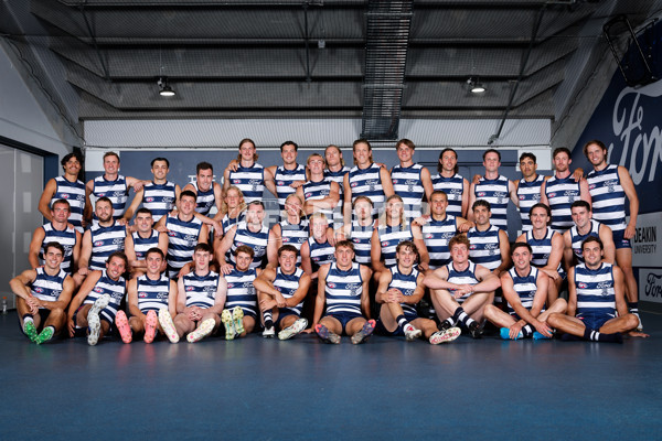 AFL 2025 Media - Geelong Team Photo Day - A-57540314