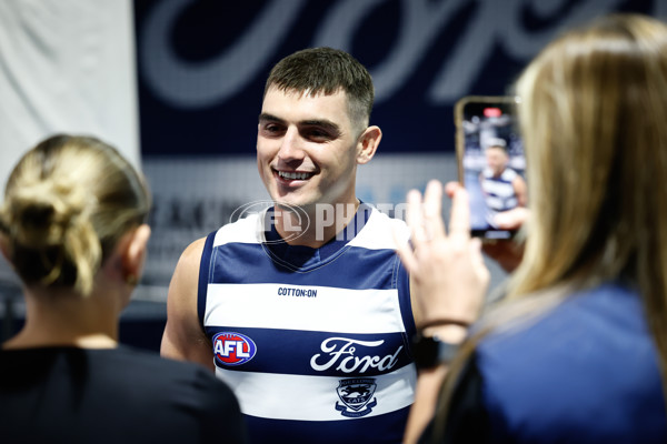 AFL 2025 Media - Geelong Team Photo Day - A-57540408