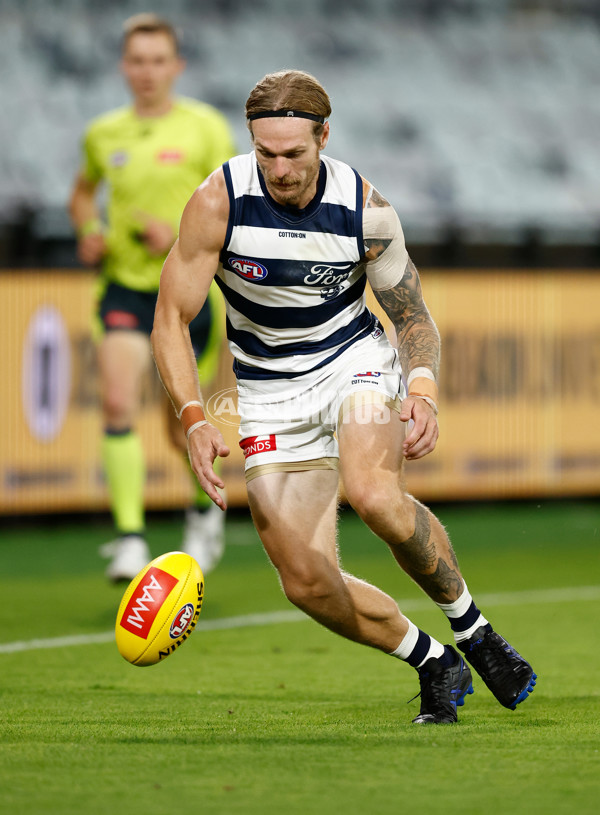 AFL 2025 AAMI Community Series - Geelong v Essendon - A-57590012