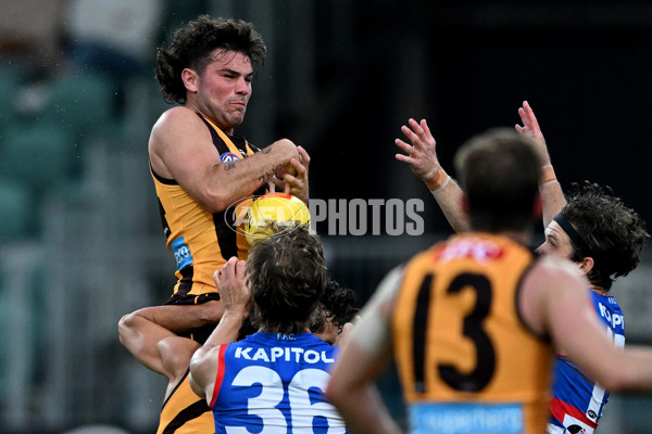 AFL 2025 AAMI Community Series - Hawthorn v Western Bulldogs - A-57607327