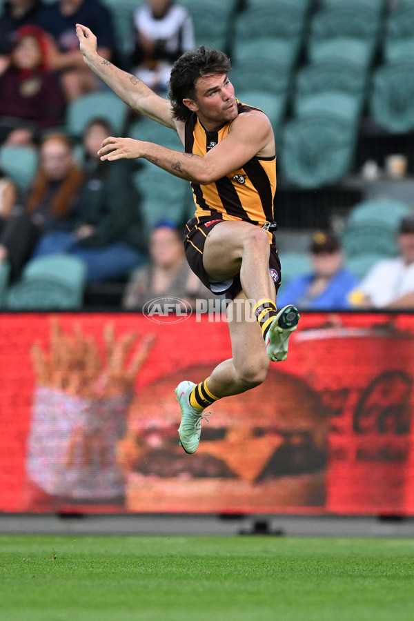 AFL 2025 AAMI Community Series - Hawthorn v Western Bulldogs - A-57607338