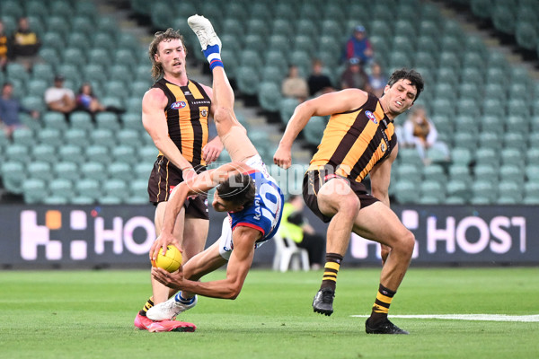 AFL 2025 AAMI Community Series - Hawthorn v Western Bulldogs - A-57610059