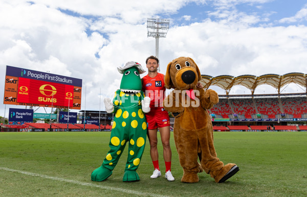 AFL 2025 Media - Gold Coast Suns Announce Opening Round Wiggles Performance - A-57610692