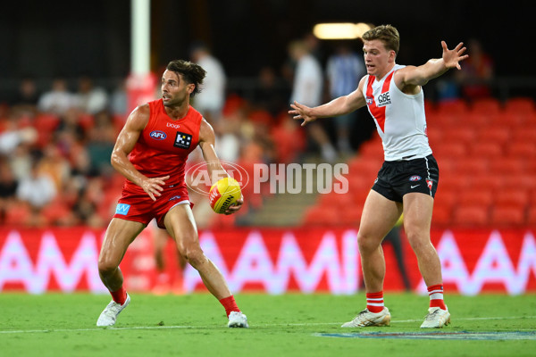 AFL 2025 AAMI Community Series - Gold Coast v Sydney - A-57615325