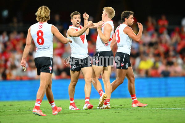 AFL 2025 AAMI Community Series - Gold Coast v Sydney - A-57616316