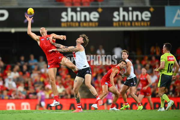 AFL 2025 AAMI Community Series - Gold Coast v Sydney - A-57616327