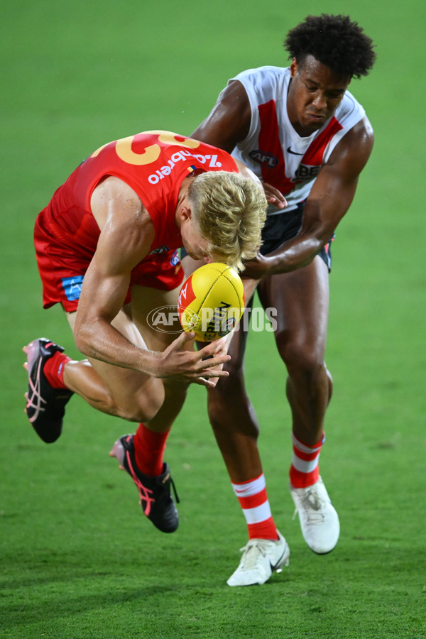 AFL 2025 AAMI Community Series - Gold Coast v Sydney - A-57618817