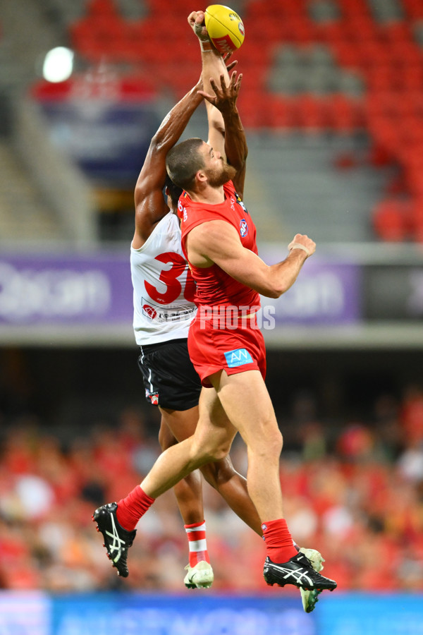 AFL 2025 AAMI Community Series - Gold Coast v Sydney - A-57618829