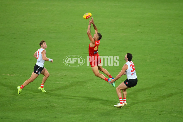 AFL 2025 AAMI Community Series - Gold Coast v Sydney - A-57619314