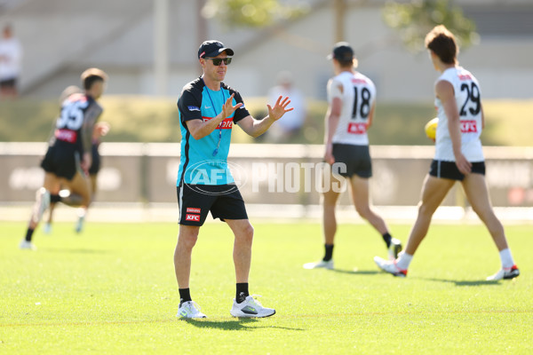 AFL 2025 Training - Collingwood 050325 - A-57666048