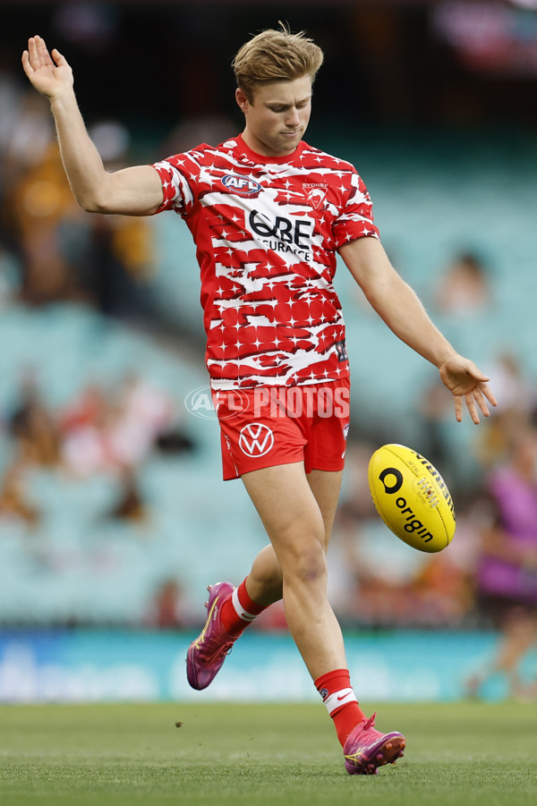 AFL 2025 Opening Round - Sydney v Hawthorn - A-57674315