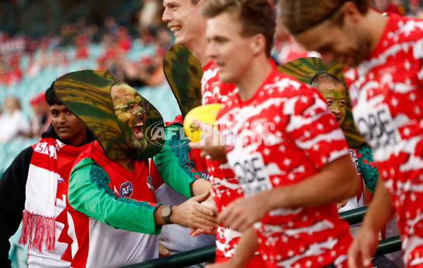 AFL 2025 Opening Round - Sydney v Hawthorn - A-57674621