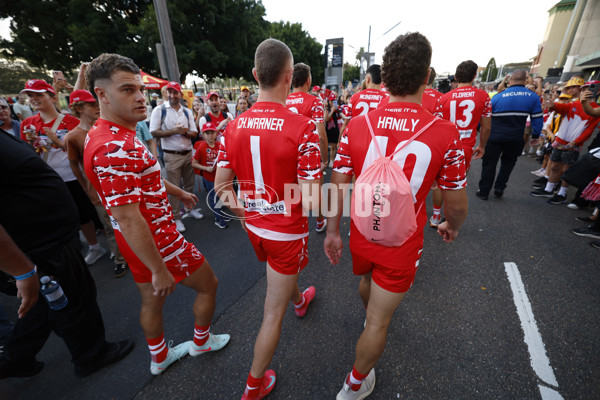 AFL 2025 Opening Round - Sydney v Hawthorn - A-57674626