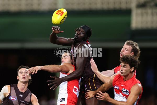 AFL 2025 Opening Round - Sydney v Hawthorn - A-57677087