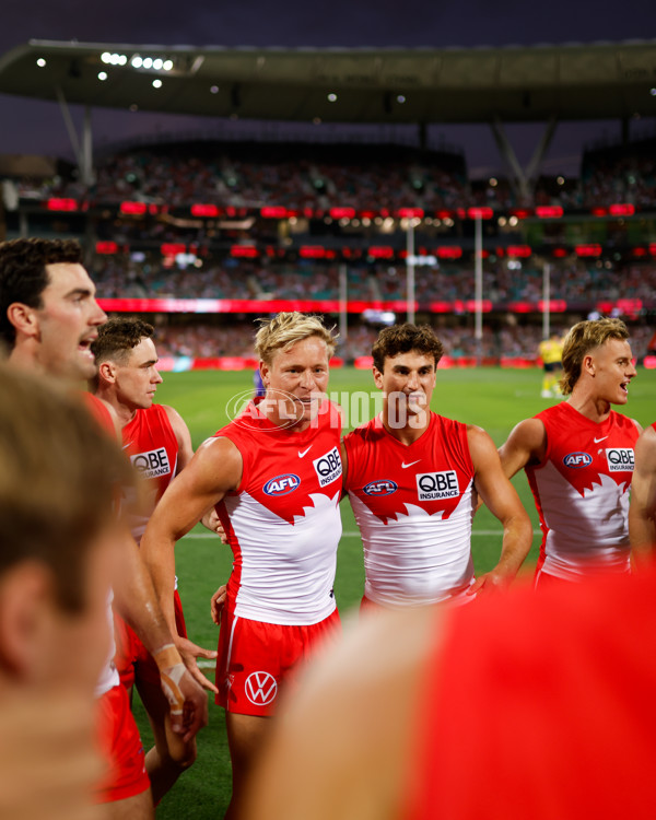 AFL 2025 Opening Round - Sydney v Hawthorn - A-57677101