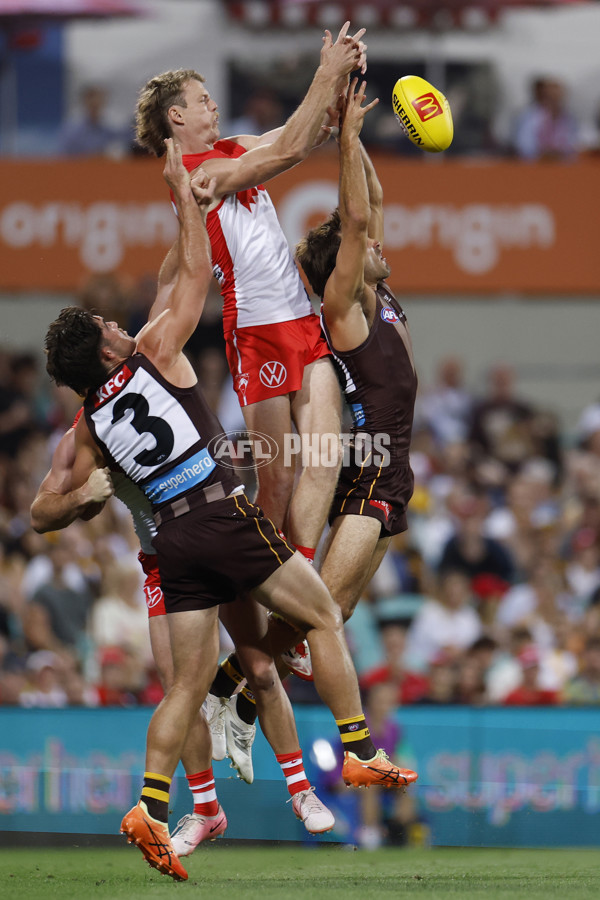 AFL 2025 Opening Round - Sydney v Hawthorn - A-57677134