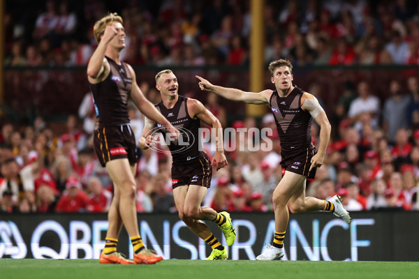 AFL 2025 Opening Round - Sydney v Hawthorn - A-57677136