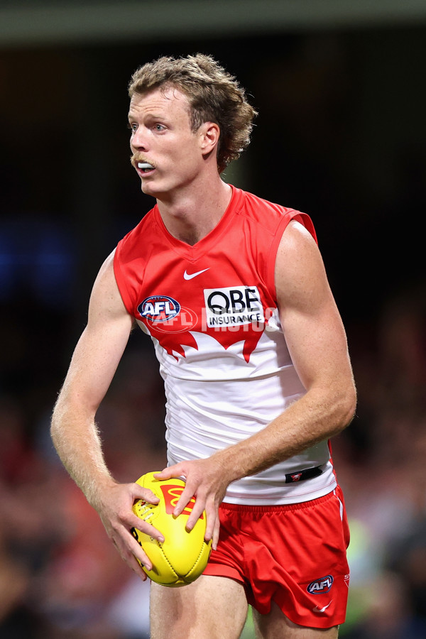 AFL 2025 Opening Round - Sydney v Hawthorn - A-57677478