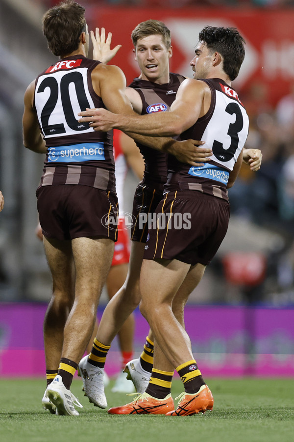 AFL 2025 Opening Round - Sydney v Hawthorn - A-57677479