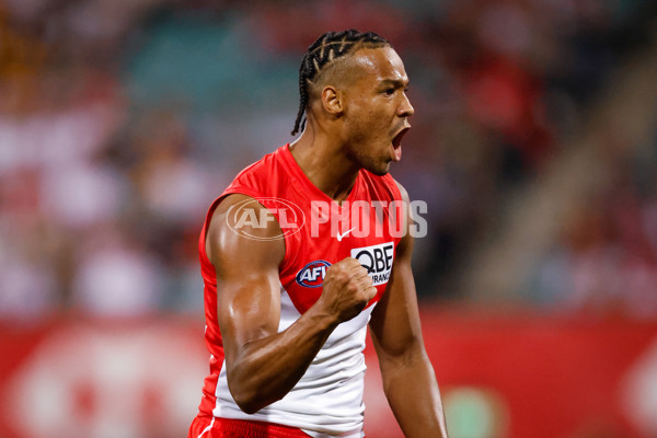 AFL 2025 Opening Round - Sydney v Hawthorn - A-57677501