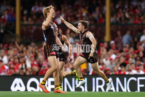 AFL 2025 Opening Round - Sydney v Hawthorn - A-57677531