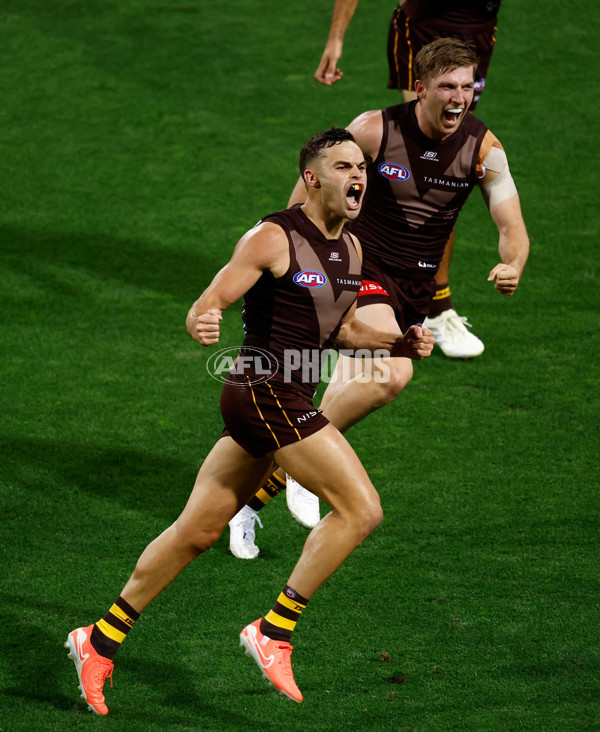 AFL 2025 Opening Round - Sydney v Hawthorn - A-57679857