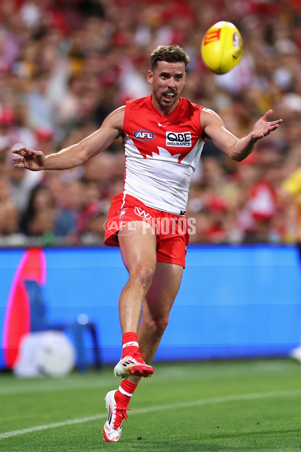 AFL 2025 Opening Round - Sydney v Hawthorn - A-57680035