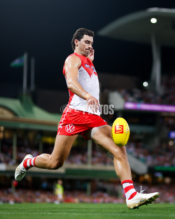 AFL 2025 Opening Round - Sydney v Hawthorn - A-57680040