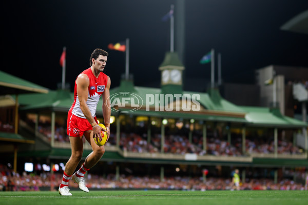 AFL 2025 Opening Round - Sydney v Hawthorn - A-57680042