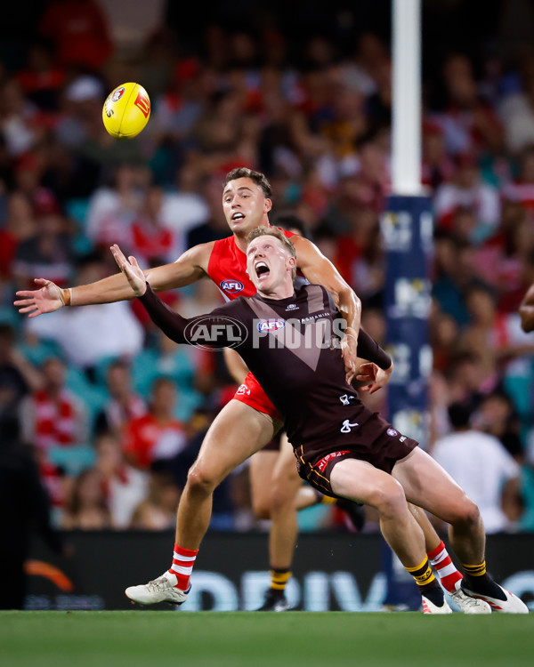 AFL 2025 Opening Round - Sydney v Hawthorn - A-57680044