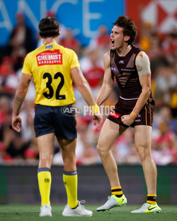 AFL 2025 Opening Round - Sydney v Hawthorn - A-57680057
