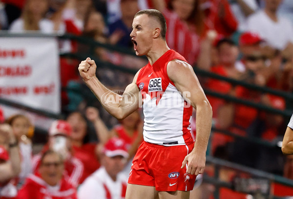 AFL 2025 Opening Round - Sydney v Hawthorn - A-57682242