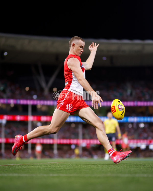 AFL 2025 Opening Round - Sydney v Hawthorn - A-57682249