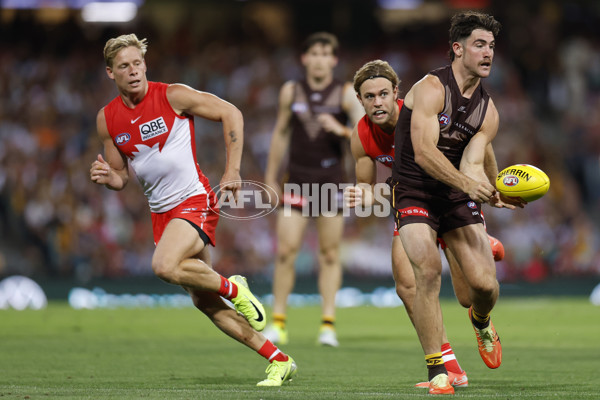 AFL 2025 Opening Round - Sydney v Hawthorn - A-57682748